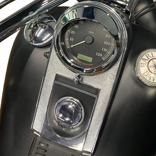 Miniatura 5 de Anillo de ajuste de velocímetro montado en tanque de 5 pulgadas con visera para motocicletas Harley-Davidson 1968-2019 (cromo)