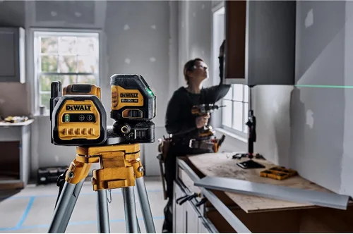Miniatura 3 de DEWALT Kit de Nivel Láser 20V/12V MAX, Láser de Línea Cruzada, Verde (DCLE34020G)