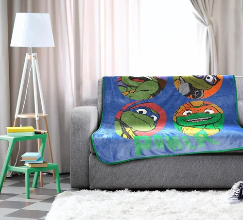 Miniatura 2 de Jay Franco Manta de felpa – 46 x 60 pulgadas para niños, manta de forro polar suave y acogedora para dormitorio y sofá, producto con licencia Azul