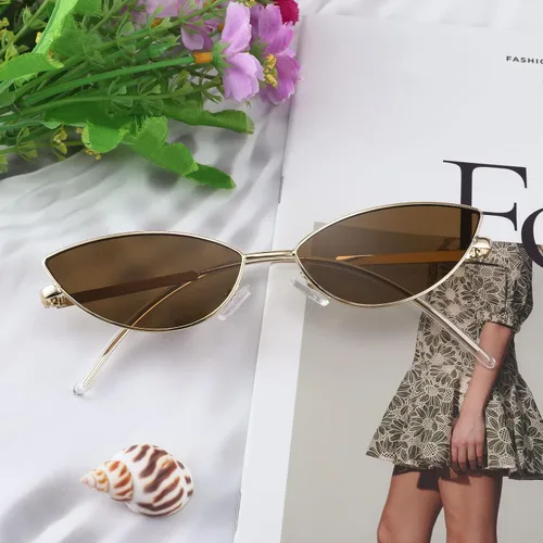 Miniatura 80 de FEISEDY Gafas de sol de diseñador de moda Retro pequeños pétalos forma arco templo diseño B2298