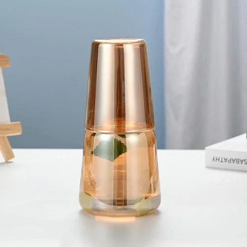 Miniatura 2 de Sizikato Jarra de agua de vidrio de borosilicato ámbar de 26 onzas con vaso de cristal.