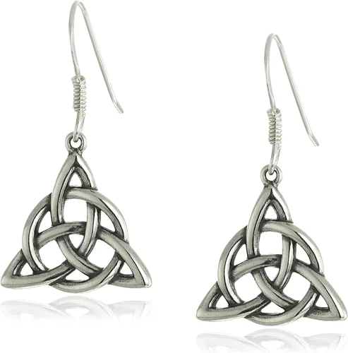 Amazon Essentials Aretes de plata de ley chapados en oro, triquetra celta con nudo de trinidad, (anteriormente colección Amazon)