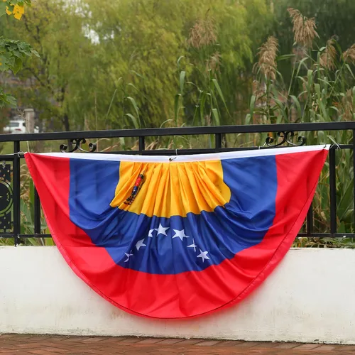 Miniatura 4 de Bandera de abanico plisada venezolana de Venezuela de 3 x 6 pies, 2 banderas de abanico plisadas para interiores y exteriores, decoración de porche