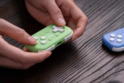 Miniatura 6 de 8Bitdo Micro Bluetooth Gamepad Pocket-sized Mini Controller for Switch, Android, and Raspberry Pi, Supports Keyboard Mode (Blue)