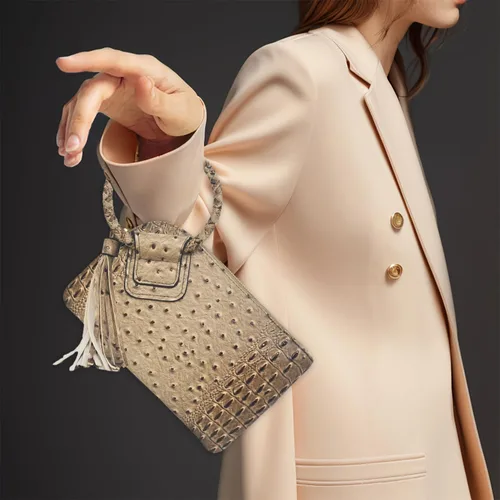 Miniatura 2 de NGIL Mini bolso de pulsera de piel sintética para mujer con borla de flecos, cartera de pulsera para mujer