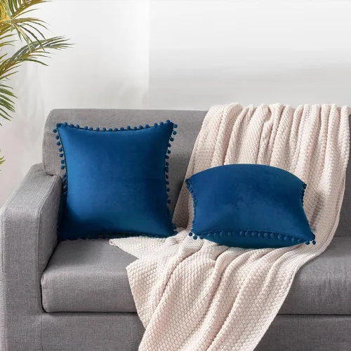 Miniatura 4 de DEZENE 18x18 Fundas de almohada decorativas azul oscuro: Paquete de 2 fundas de almohada suaves con pompones de terciopelo cuadrado para decoración