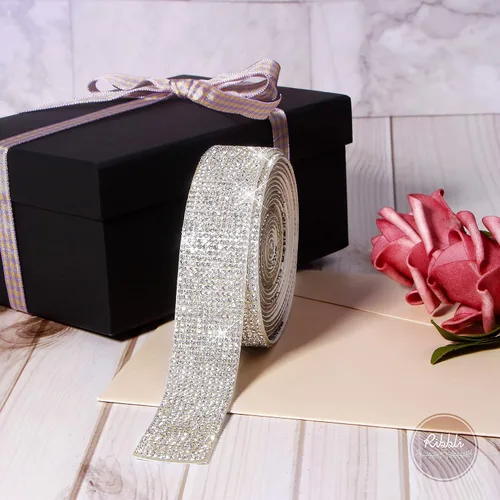 Miniatura 4 de Ribbli Cinta de diamantes de imitación de cristal autoadhesiva de 3 yardas, diamantes de imitación para manualidades, cinta plateada para decoración