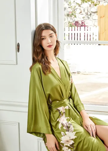 Miniatura 5 de BABEYOND Kimono bata larga de satén floral para dormir, bata de baño para soltera.