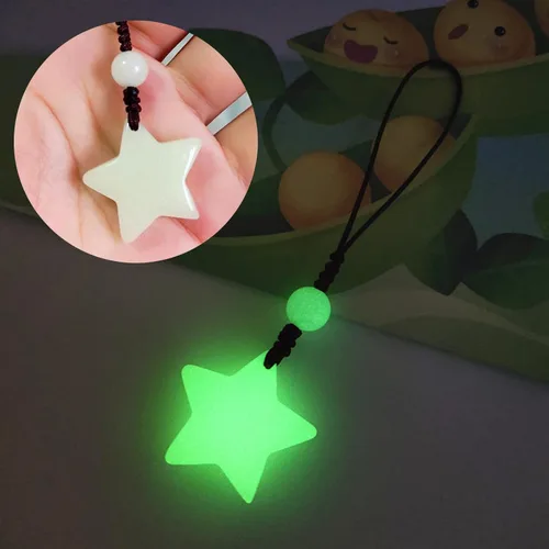 Miniatura 8 de Llavero luminoso de estrella de moda, colgante de bolso de mano, unisex, llavero con dije que brilla en la oscuridad para parejas