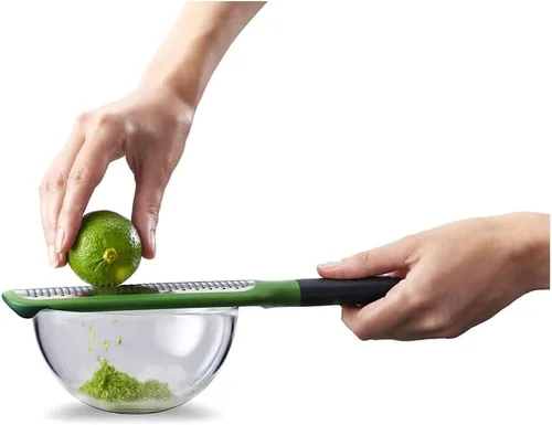Miniatura 4 de Joseph Joseph Rallador fino y zester: mango de fácil agarre con cuchillas afiladas de acero inoxidable y punta antideslizante