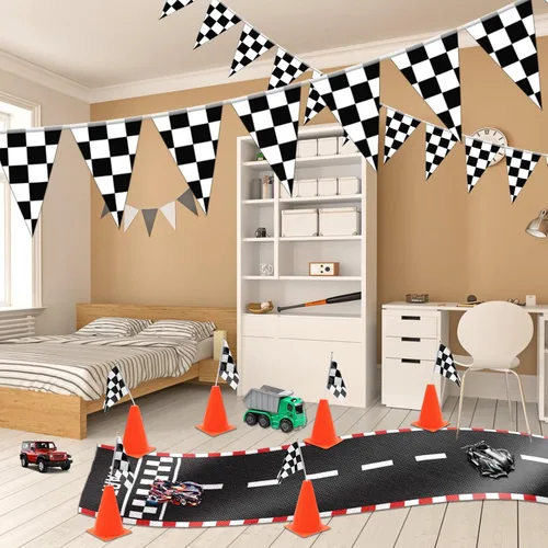 Miniatura 6 de Windspeed Suministros para fiestas de autos de carreras, juego de 38 piezas: 24 banderas a cuadros, 12 mini conos de tráfico, alfombra de hipódromo