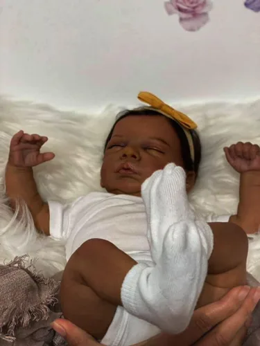 Miniatura 5 de Angelbaby Muñecas de bebé realistas afroamericanas Reborn de 19 pulgadas con vida como dormir recién nacido, muñeca de silicona real de piel marrón