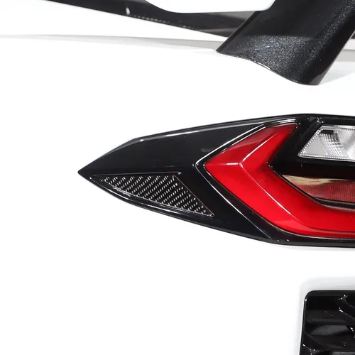 Miniatura 3 de Daeiclru Adhesivo triangular de fibra de carbono real para luz trasera trasera compatible con Chevrolet Corvette C8 2020-2023, accesorios de moldura