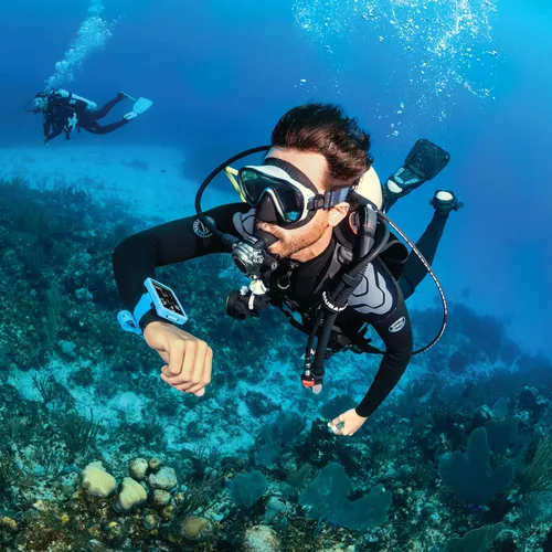 Miniatura 5 de SCUBAPRO Luna 2.0 Air Integrated (AI) - Ordenador de buceo con Bluetooth®, incluye funda y correa de silicona
