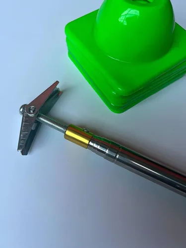 Miniatura 8 de Versatyle Easy Cone Pickup Stick Selector de cono retráctil superior para deportes, tráfico y conos al aire libre Funciona con la mayoría