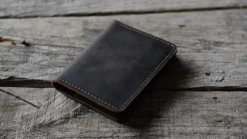 Miniatura 6 de Cartera minimalista hecha a mano de cuero envejecido para hombres tarjetero para regalos flores marrones