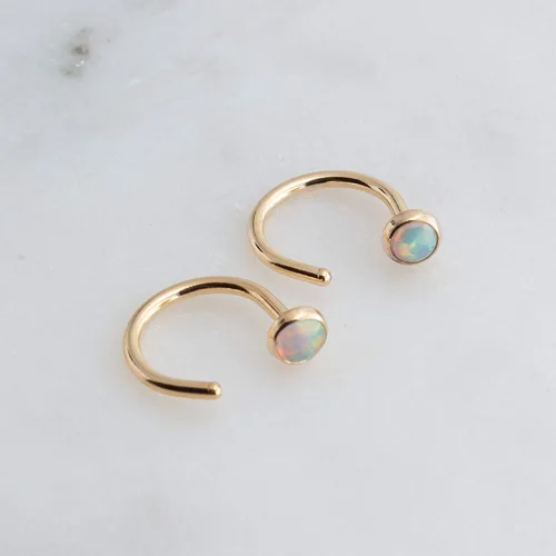 Miniatura 20 de Half Huggie Gold Hoop Earrings for Girls Women Tiny Cartilage Birthstone Stud Piercing Earring Hypoallergenic Earring Screw Back Dainty Hug Hoops