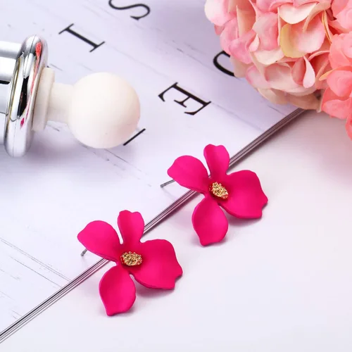 Miniatura 3 de 7 pares de aretes de flores estilo playa boho para mujer, aretes con forma de margarita con brote dorado