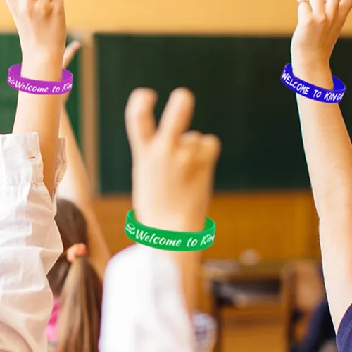 Miniatura 4 de 24 pulseras de goma para fiesta de jardín de infantes, 100 días de escuela/primer día de escuela/bienvenida a la escuela, suministros de fiesta