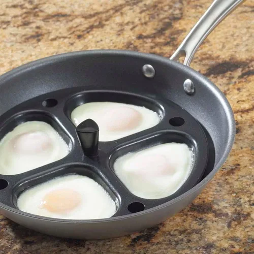 Miniatura 4 de Nordic Ware Inserto antiadherente para cazador furtivo de huevos para sartenes de 10 a 12 pulgadas, color negro