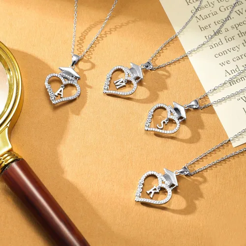 Miniatura 7 de M MOOHAM Regalos de graduación para ella 2024, chapado en oro blanco de 14 quilates, circonita cúbica, colgante de corazón, collares con inicial