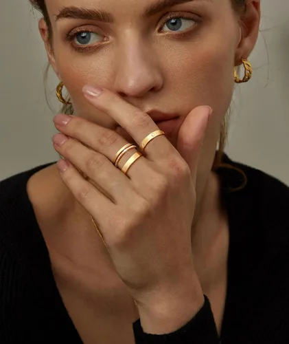 Miniatura 2 de GIEOGOCN Anillos de oro para mujer que no se deslustra, delicados anillos apilables chapados en oro de 14 quilates para mujeres, adolescentes
