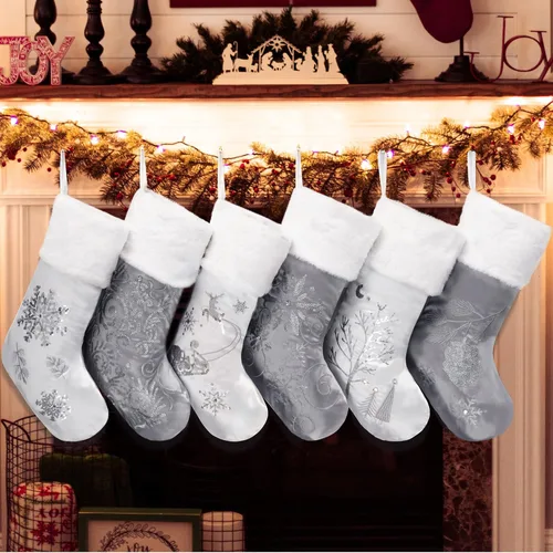 Miniatura 19 de GEX Medias de Navidad Paquete de 6 para Familia 20" Grandes Lentejuelas Doradas de Seda con Suave Piel Sintética Bordada Decoraciones Clásicas