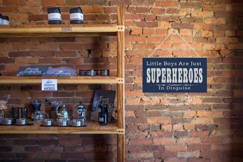Miniatura 5 de SU-G038 - Placa decorativa para habitación de niños Little Boys are Just Superheroes in Disguise, Superheroes (SU-G038)