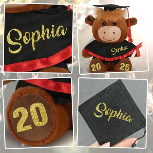 Miniatura 3 de Peluche personalizado de graduación de vaca de las tierras altas 2026, nombre personalizado con monograma de clase de 2026, lindo regalo