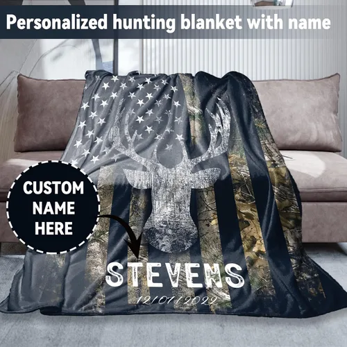 Miniatura 2 de Mantas Personalizadas de Caza de Ciervos con Nombre, Regalo Personalizado de Caza para Hombres, Manta de Franela con Bandera de Ciervo Camuflaje