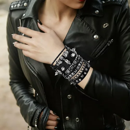 Miniatura 4 de 4 piezas de pulseras punk para hombres y mujeres, juego de pulseras de cuero con tachuelas, accesorio de joyería gótica rock para atuendo de los 80