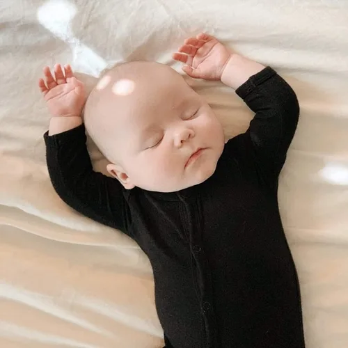 Miniatura 5 de KYTE BABY Mameluco suave unisex con cierre a presión, 97% rayón hecho de bambú, 3% elastano