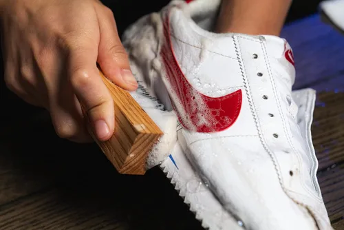 Miniatura 8 de Limpiador de zapatos y retoque blanco Kit de limpieza de zapatos All Star con limpiador y acondicionador y retoque blanco