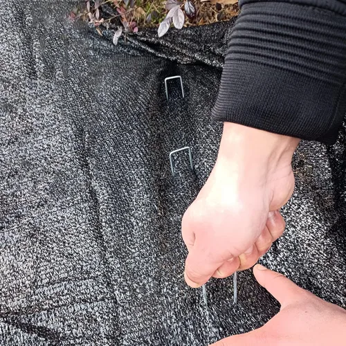 Miniatura 5 de 100 piezas de grapas de paisajismo de jardín de 6 pulgadas, clavijas galvanizadas, estacas para césped para barrera contra malezas, cubierta