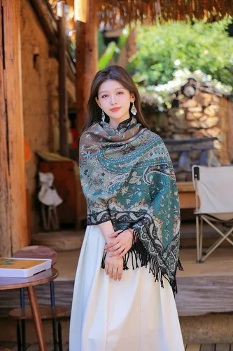 Miniatura 45 de iCuviy Bufanda grande de moda para invierno, chales y envolturas para mujer, extra suave, sensación de cachemira, bufandas frías para mujer