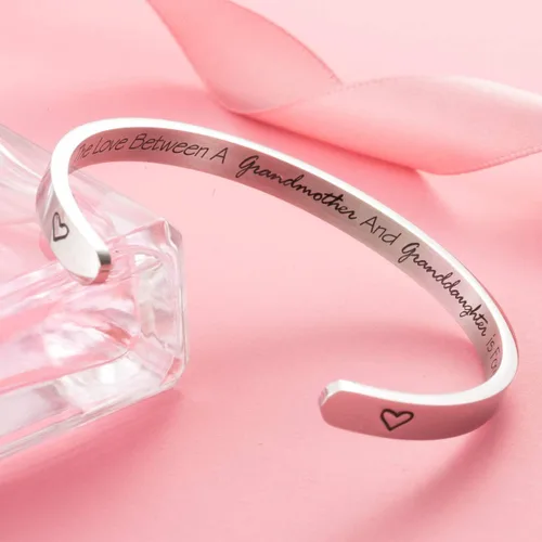 Miniatura 5 de Pulsera con cita de texto en inglés "The Love Between a Grandmother And Granddaughter Is Forever" (El amor entre una abuela y nieta es siempre)