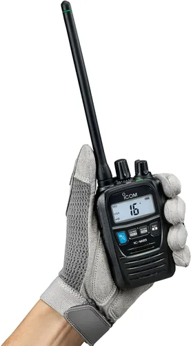 Miniatura 2 de Icom M85 21 USA VHF Radio de mano de doble banda; tierra (5W, 3W, 1W) y marina (2W, 1W)