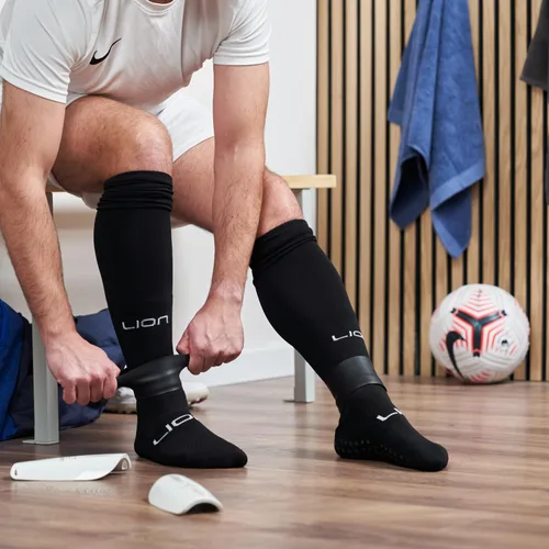 Lion Sportswear Mangas de pierna para calcetines de fútbol para acompañar calcetines de agarre, se adaptan sobre pantorrillas/espinilleras, variedad