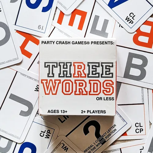 Miniatura 3 de Presenta: Tres Palabras O Menos - Un simple pero desafiante pequeño juego de palabras; Diseñado para 2-6 jugadores mayores de 13 años que son un