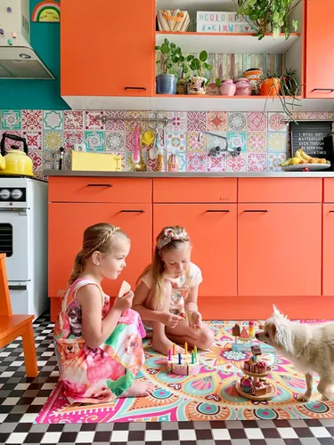 Miniatura 5 de Tender Leaf Toys - Pastel de cumpleaños de comida de juego de simulación - Desarrolla habilidades sociales y juego imaginativo para niños mayores