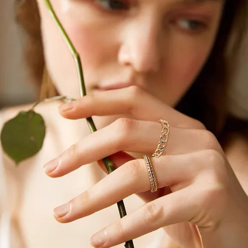 Miniatura 2 de KOHOTA Juego de 10 anillos chapados en oro de 14 quilates para mujer, apilables, anillos de nudillos apilables de oro, paquete de anillos apilables