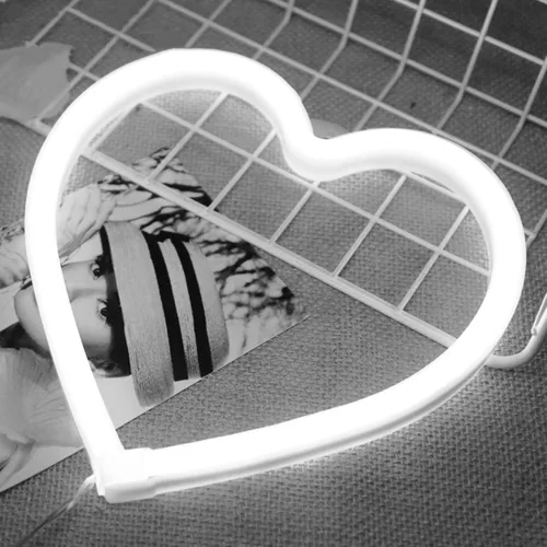 Miniatura 2 de Letrero de neón con forma de corazón, luz blanca fría, funciona con pilas o USB, luz de neón LED para fiesta, bonita decoración del día de San