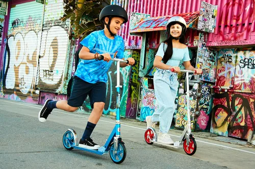 Miniatura 9 de Razor Patinete A5 Lux Kick para niños de 8 años en adelante, ruedas de uretano de 8 pulgadas, acabado anodizado con colores y gráficos llamativos