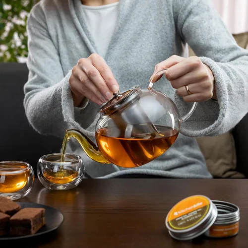 Miniatura 8 de Tetera para estufa, segura. Capacidad para 4 a 6 tazas. Tetera de vidrio con infusor y filtro extraíble de acero inoxidable. Incluye 4 tazas