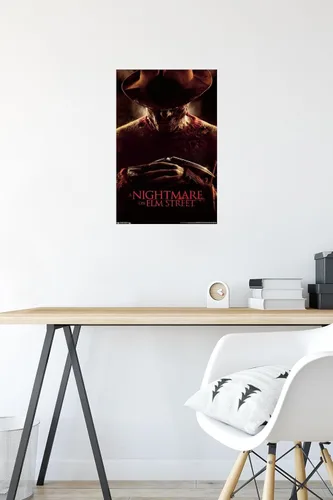 Miniatura 4 de Trends International A Nightmare on Elm Street - 2010 Wall Poster, 22.4L x 14.7W, Barnwood Framed Version