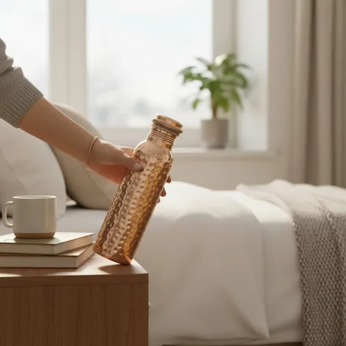 Miniatura 6 de Botella de agua de cobre puro de 34 onzas, recipiente ayurvédico auténtico para apoyo inmunológico y bienestar, ecológica, sin BPA, 100% cobre