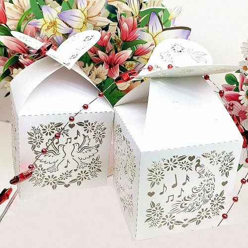 Miniatura 8 de the love 46 cajas de recuerdos de boda, flores cortadas con láser, flores y mariposas de pavo real, paloma, cantar, caja de chocolate creativa