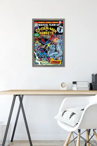 Miniatura 6 de Trends International Marvel Comics - Póster de pared de Hawkeye y Spider-Man, 22.4 pulgadas de largo x 14.7 pulgadas, versión enmarcada de madera