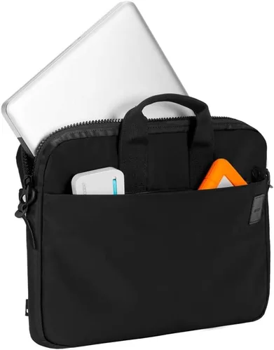 Miniatura 2 de Incase Brújula Breve 13' con Flight Nylon