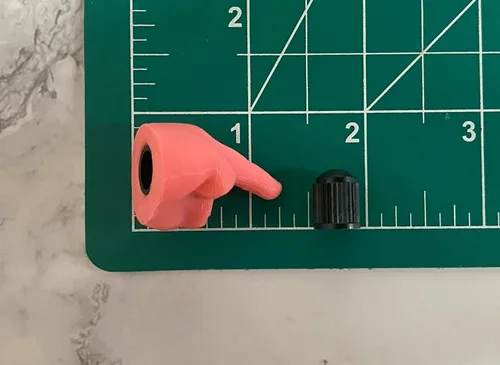 Miniatura 5 de 5 tapas de válvula de dedo medio, 16 colores, fabricadas en Estados Unidos